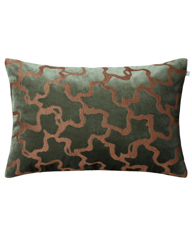 Chand - Forest Green/Cognac in the group Cushions / Embroidered Cushion Covers at Chhatwal & Jonsson (ZCC210271-18V)