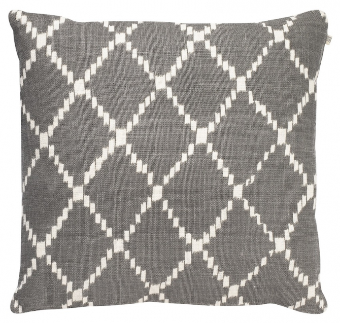 Ikat Kerela - Grey Base in the group Cushions / Style / Decorative Pillows at Chhatwal & Jonsson (ZCC290113-2)