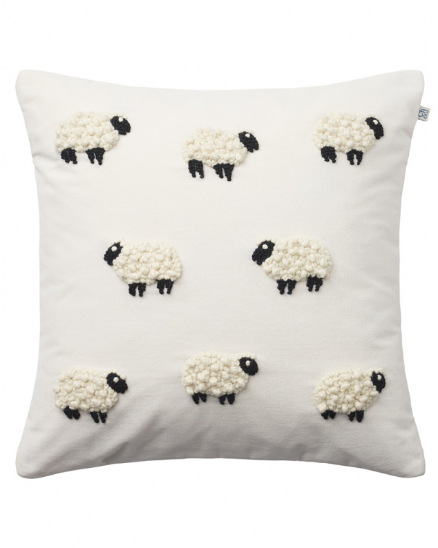 Sheep - Ivory in the group Cushions / Style / Decorative Pillows at Chhatwal & Jonsson (ZCC900102-20V)
