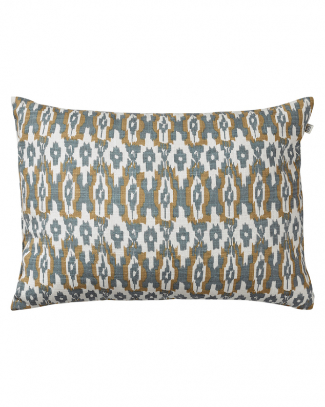 Ikat Delhi - Heaven Blue/Beige OUTDOOR in the group Cushions / Outdoor Cushions at Chhatwal & Jonsson (ZOIC080250-15)