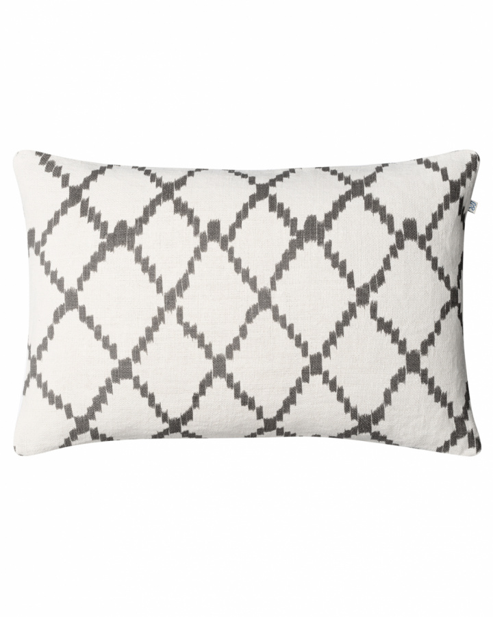 Ikat Kerela - Off White/Grey in the group Cushions / Style / Decorative Cushions at Chhatwal & Jonsson (ZCC100113-1)