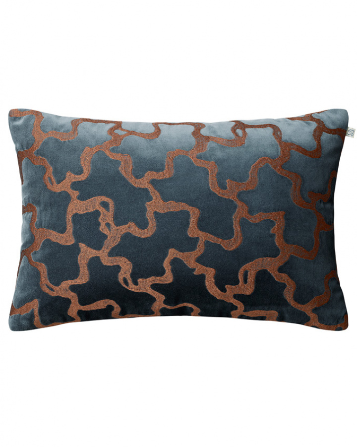 Chand - Sea Blue/Cognac in the group Cushions / Style / Decorative Cushions at Chhatwal & Jonsson (ZCC210241-18V)