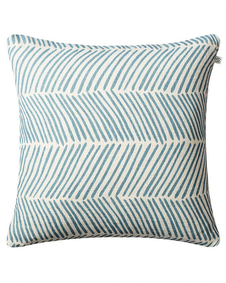 Rama - Off White/Heaven Blue in the group Cushions / Style / Decorative Cushions at Chhatwal & Jonsson (ZCC230150-17)