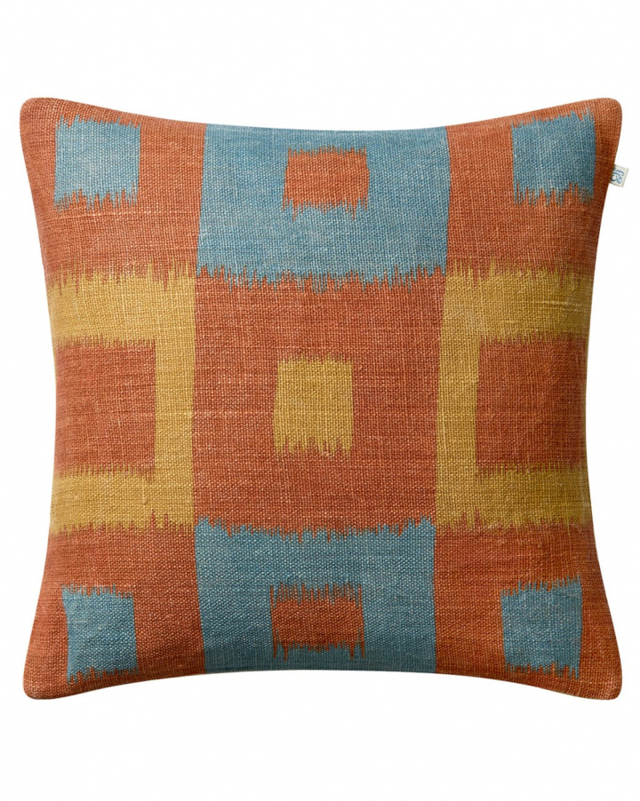 Vicky - Apricot Orange/Heaven Blue/Khaki in the group Cushions / Colour / Yellow at Chhatwal & Jonsson (ZCC250161-26B)