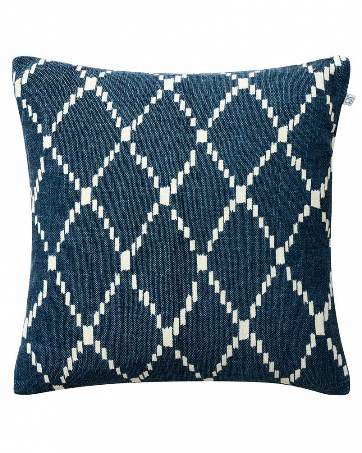 Ikat Kerela - Blue Base in the group Cushions / Style / Decorative Cushions at Chhatwal & Jonsson (ZCC290144-2)