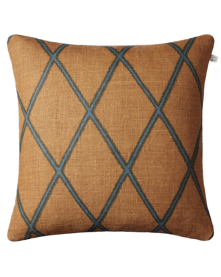 Ikat Orissa - Taupe/Palace Blue in the group Cushions / Style / Decorative Cushions at Chhatwal & Jonsson (ZCC340109-16B)