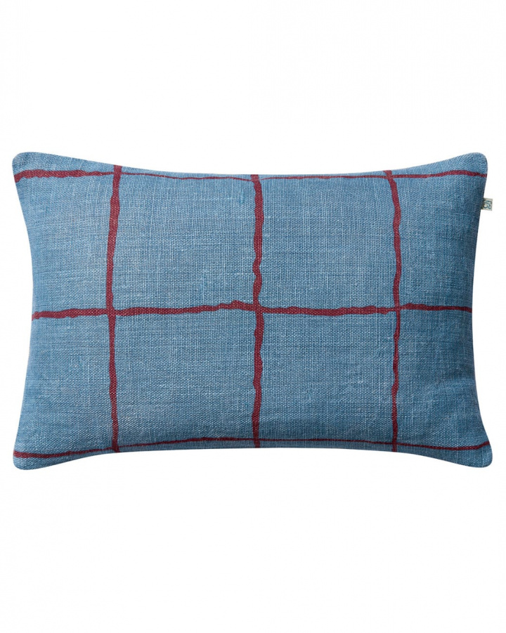 Chakra - Dusty Blue/Ruby in the group Cushions / Style / Decorative Cushions at Chhatwal & Jonsson (ZCC400255-26B)