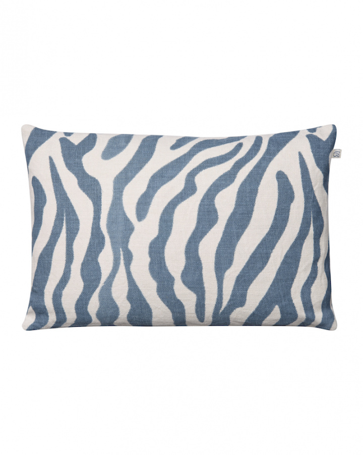 Zebra - Off White/Heaven Blue in the group Cushions / Style / Decorative Cushions at Chhatwal & Jonsson (ZCC440150-13)