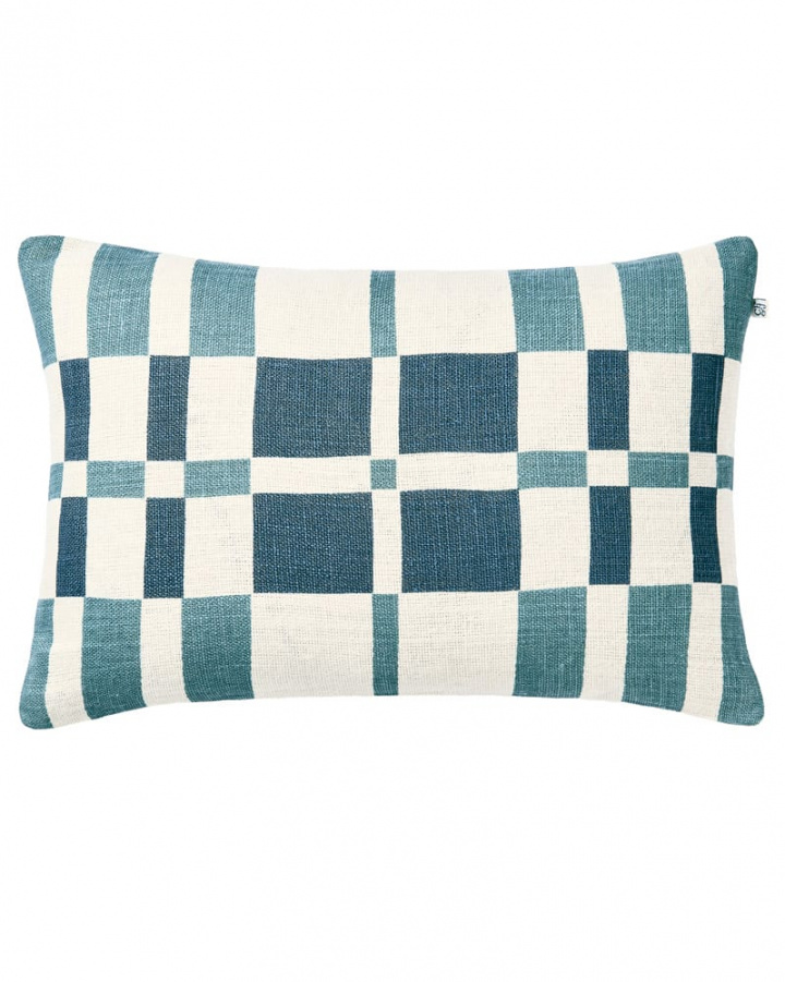 Avi - Heaven Blue/Palace Blue in the group Cushions / Style / Decorative Cushions at Chhatwal & Jonsson (ZCC480250-27)