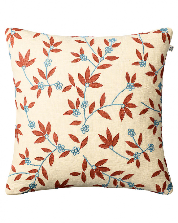 Gita - Lt. Beige/Apricot/Heaven Blue in the group Cushions / Style / Floral Cushions at Chhatwal & Jonsson (ZCC750161-17B)