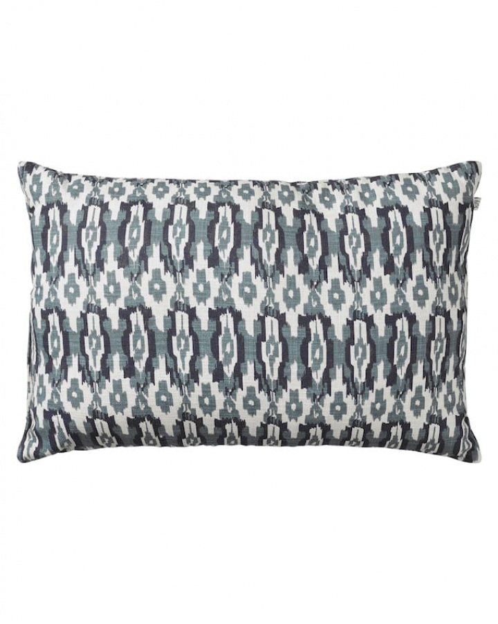 Ikat Delhi - Blue/Heaven Blue OUTDOOR in the group Cushions / Room / Outdoor at Chhatwal & Jonsson (ZOIC080244-15)