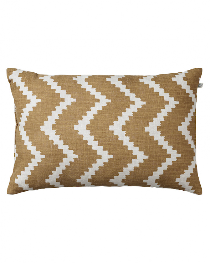 Ikat Sema - Beige/Off White OUTDOOR in the group Cushions / Room / Outdoor at Chhatwal & Jonsson (ZOIC310212-15)